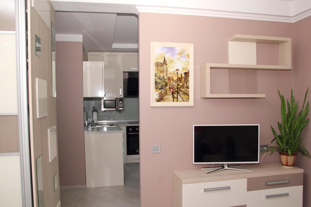 Apartment Obolonskiy Prospekt 31 Kiev Buitenkant foto