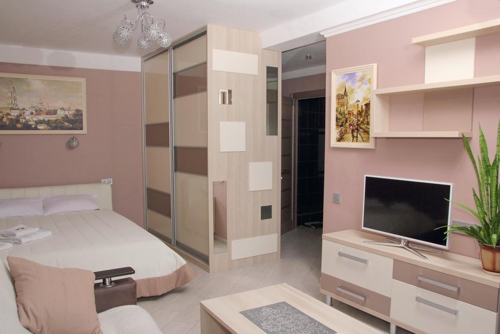 Apartment Obolonskiy Prospekt 31 Kiev Buitenkant foto
