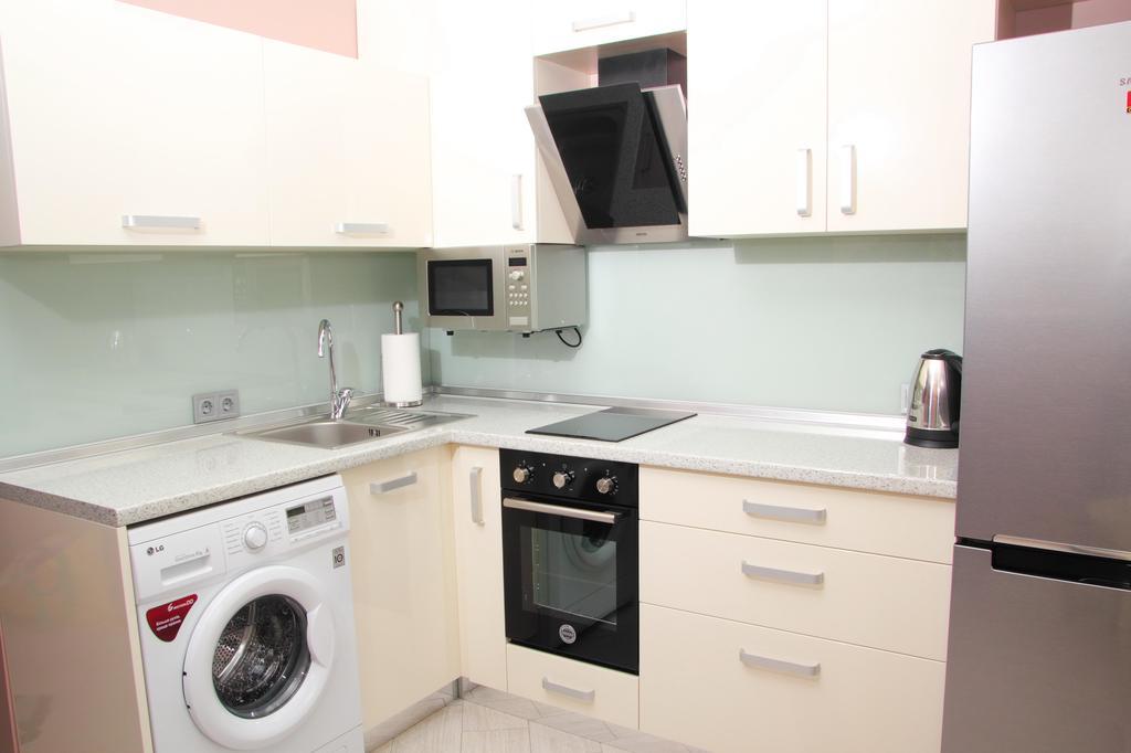 Apartment Obolonskiy Prospekt 31 Kiev Buitenkant foto